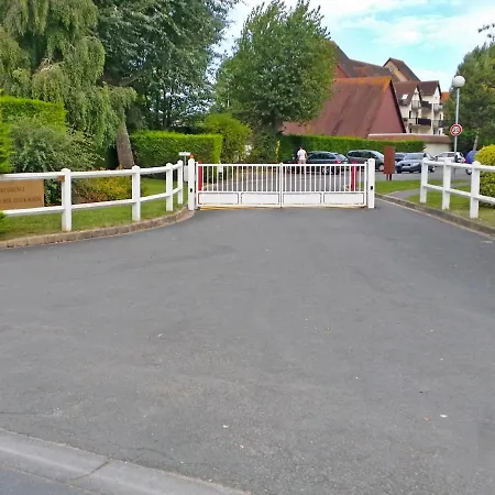 Fleur Marine-30 By Interhome 아파트 *