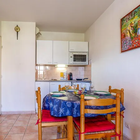 Fleur Marine-30 By Interhome *