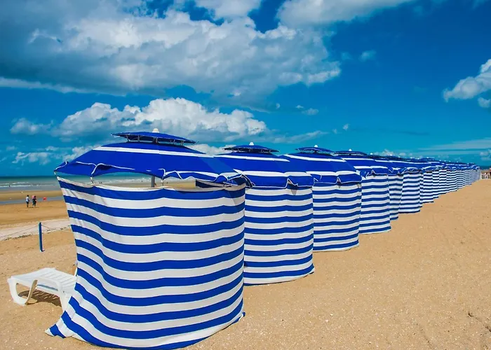 Fleur Marine-30 By Interhome קאבורג